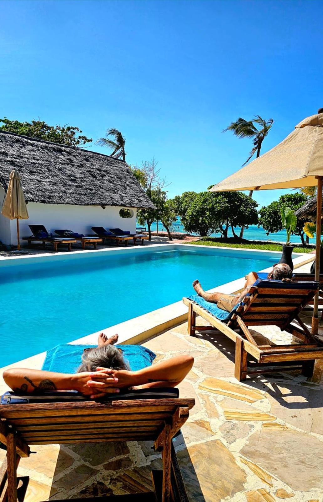 Juana Ocean Villas Makunduchi Exterior photo