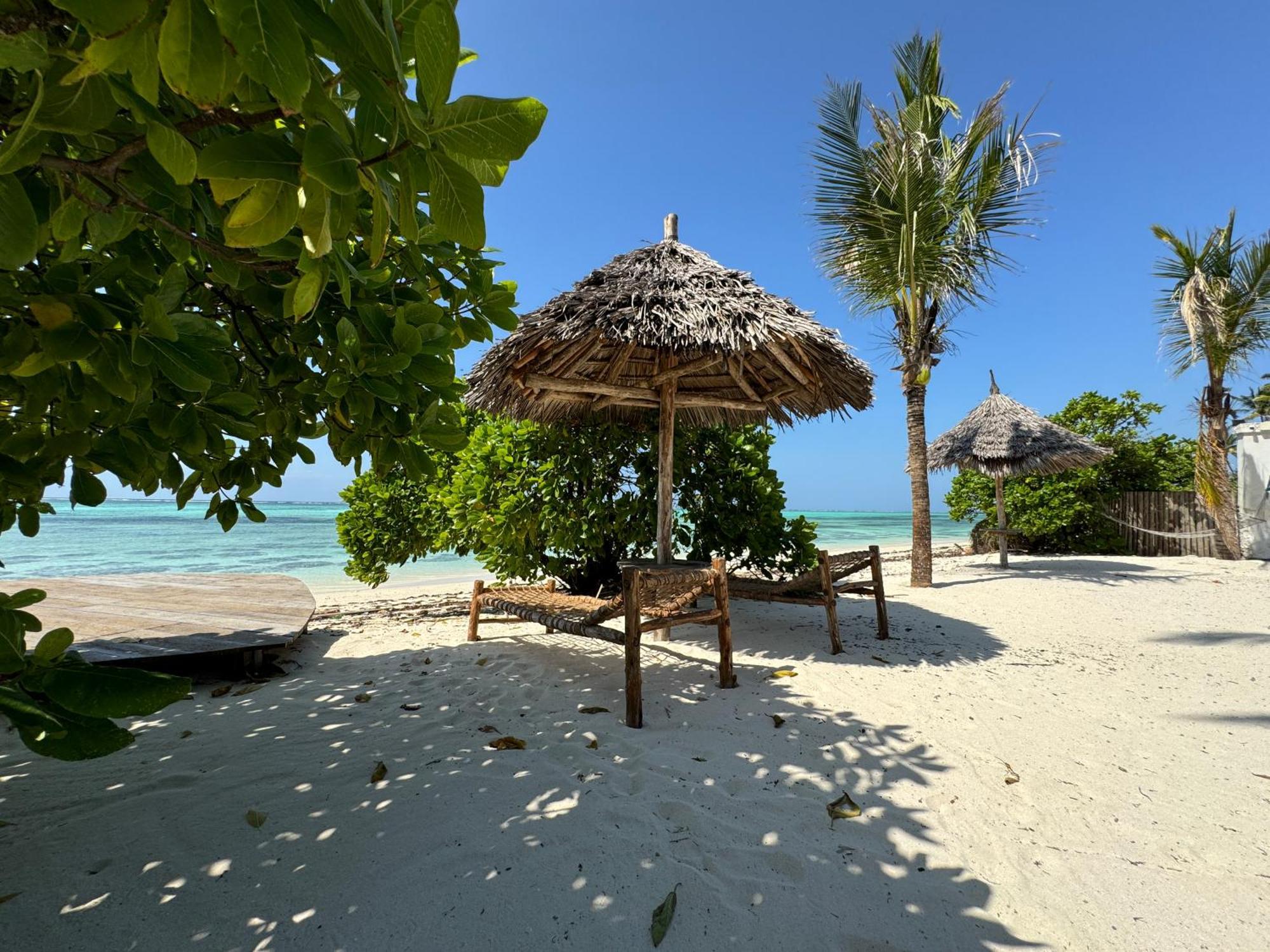 Juana Ocean Villas Makunduchi Exterior photo